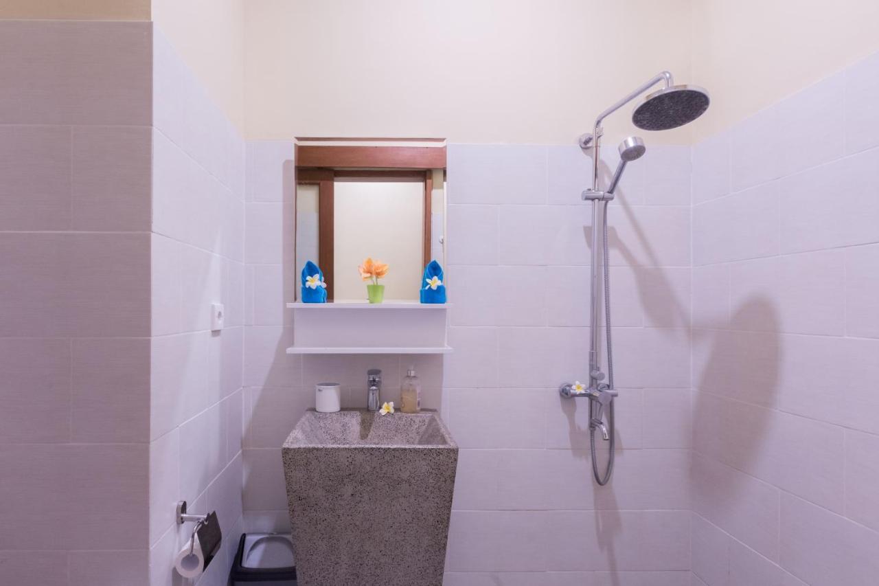 Villa Hitam Putih Legian Bali 세미냑 외부 사진