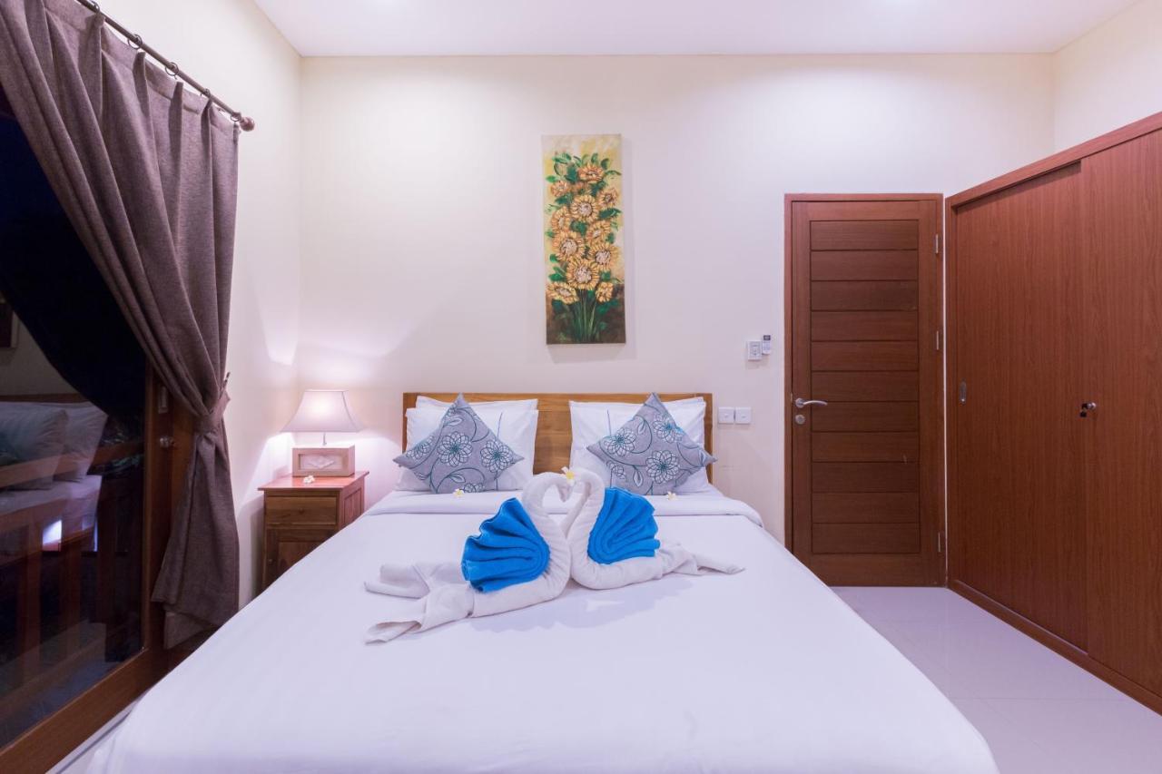 Villa Hitam Putih Legian Bali 세미냑 외부 사진
